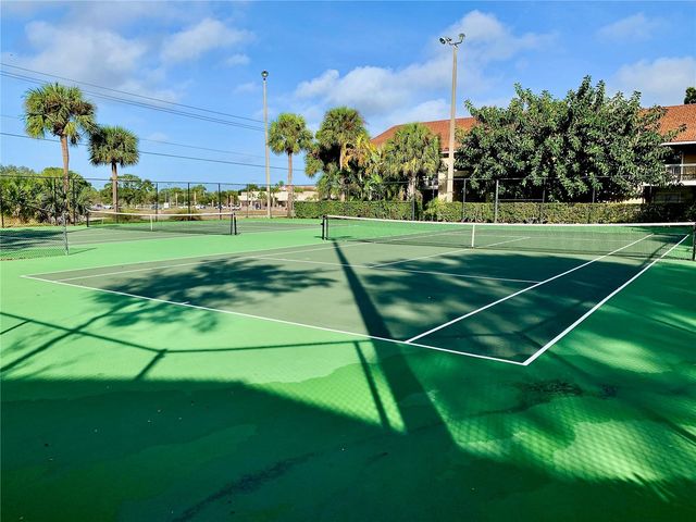 4009 CROCKERS LAKE BOULEVARD 1216, Sarasota, FL 34238