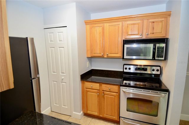4009 CROCKERS LAKE BOULEVARD 1216, Sarasota, FL 34238