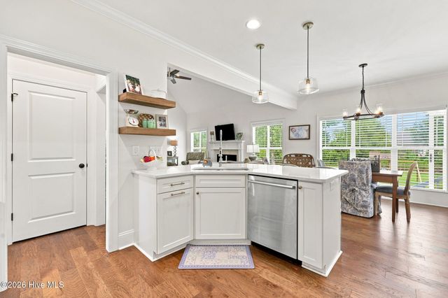 957 Bedford Heights Drive, Grimesland, NC 27837