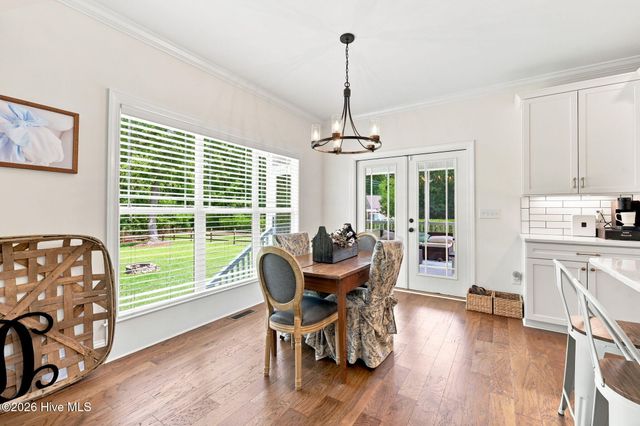 957 Bedford Heights Drive, Grimesland, NC 27837