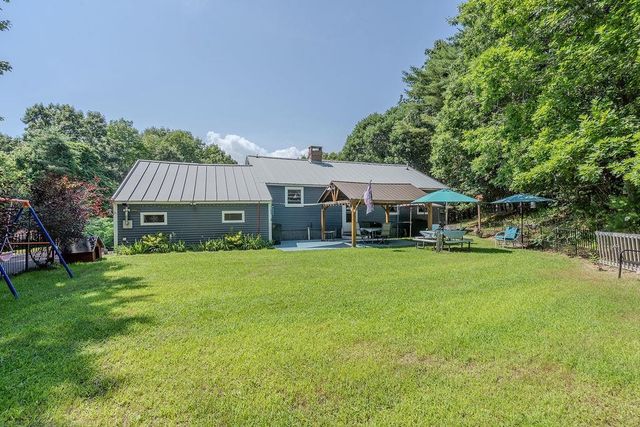 18 Lady Slipper Lane, Barrington, NH 03825