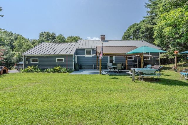 18 Lady Slipper Lane, Barrington, NH 03825