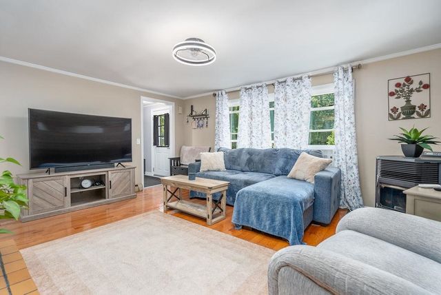 18 Lady Slipper Lane, Barrington, NH 03825