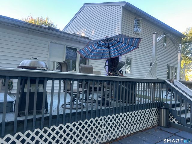 135 Pheasant Road, West Haven, CT 06516