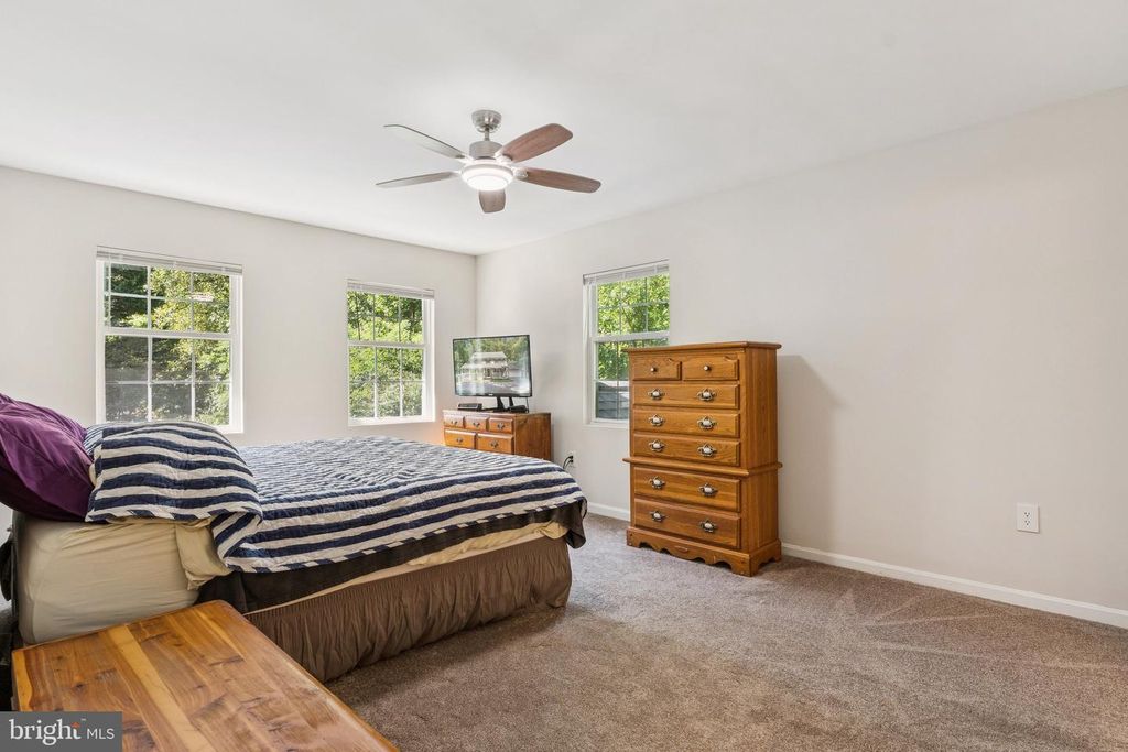 5010 LOUISE LN, Chesapeake Beach, MD 20732