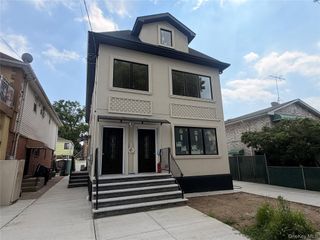 164-16 75th Road 1st Floor, Fresh Meadows, NY 11366