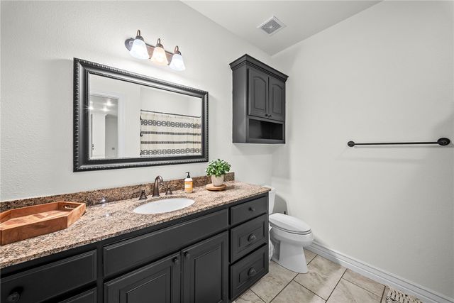 207 N Angel Falls Lane, Springdale, AR 72762