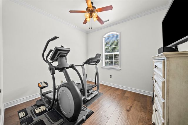 207 N Angel Falls Lane, Springdale, AR 72762