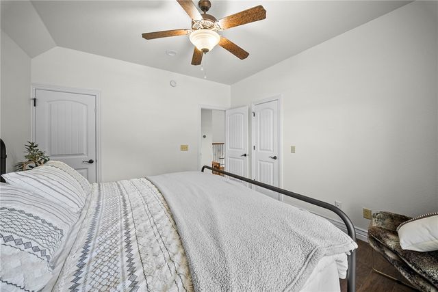 207 N Angel Falls Lane, Springdale, AR 72762