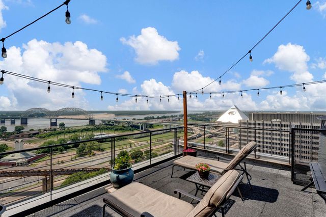 109 N Main St Apt 901, Memphis, TN 38103