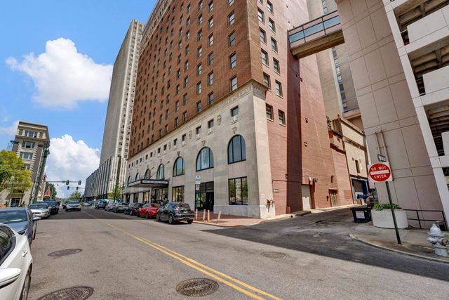 109 N Main St Apt 901, Memphis, TN 38103