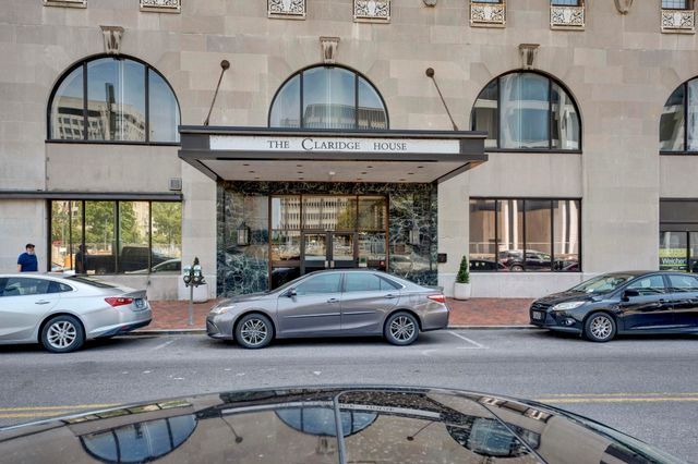 109 N Main St Apt 901, Memphis, TN 38103