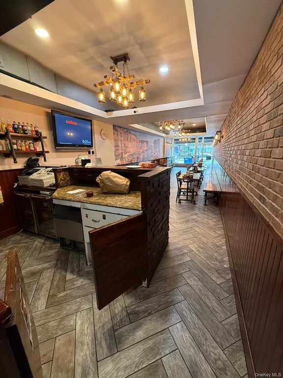 75-12 37 Avenue, Jackson Heights, NY 11372 — photo 4