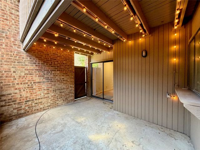 5148 Amesbury Drive, Dallas, TX 75206