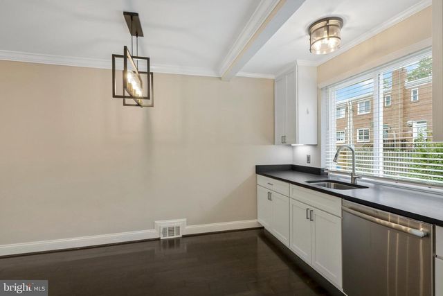 3030 MANNING ST, Alexandria, VA 22305