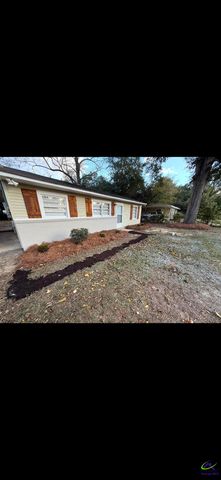 108 Smith, Warner Robins, GA 31088
