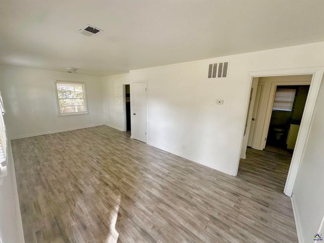 108 Smith, Warner Robins, GA 31088