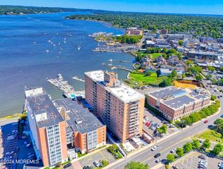 28 Riverside Avenue, Apt 1M, Red Bank, NJ 07701