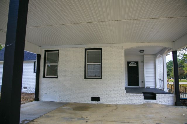 1 Kenilworth Avenue, Sumter, SC 29150