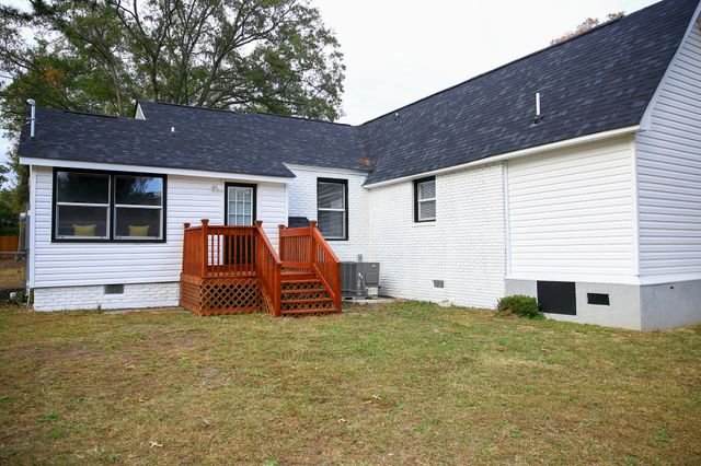 1 Kenilworth Avenue, Sumter, SC 29150