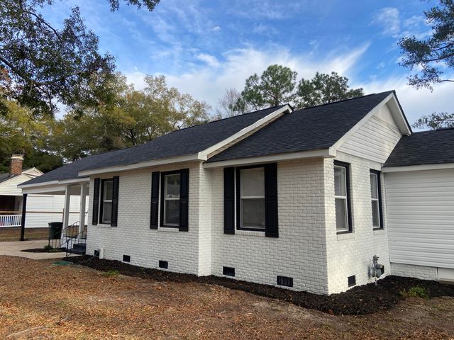 1 Kenilworth Avenue, Sumter, SC 29150