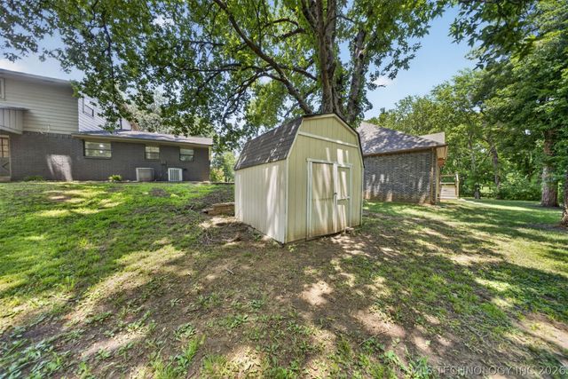 3316 Eagle Court, Claremore, OK 74019