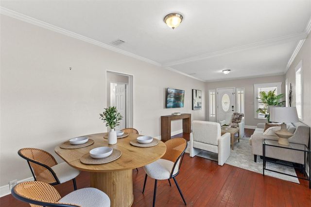 318 W OSBORNE AVENUE, Tampa, FL 33603