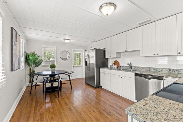 318 W OSBORNE AVENUE, Tampa, FL 33603