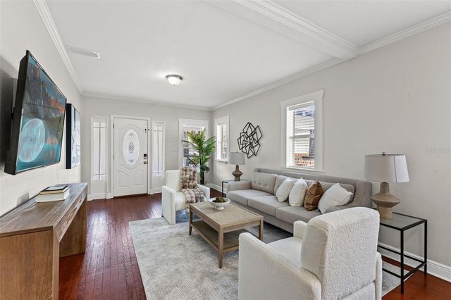 318 W OSBORNE AVENUE, Tampa, FL 33603