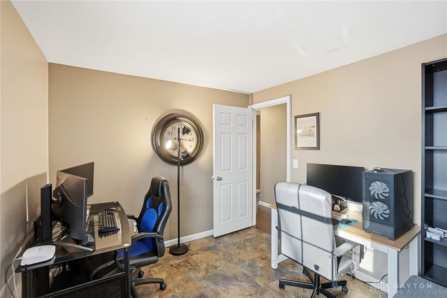 6033 Leycross Drive, Dayton, OH 45424