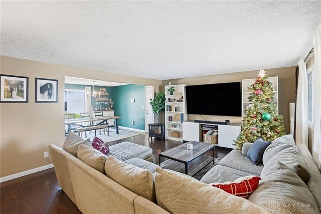 6033 Leycross Drive, Dayton, OH 45424