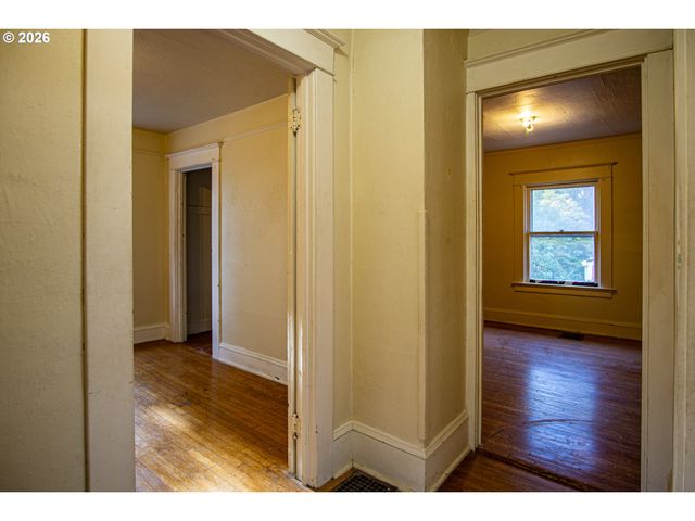 2803 Se CLINTON St, Portland, OR 97202