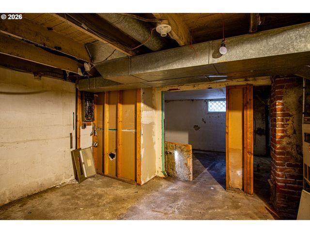 2803 Se CLINTON St, Portland, OR 97202