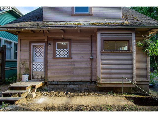 2803 Se CLINTON St, Portland, OR 97202