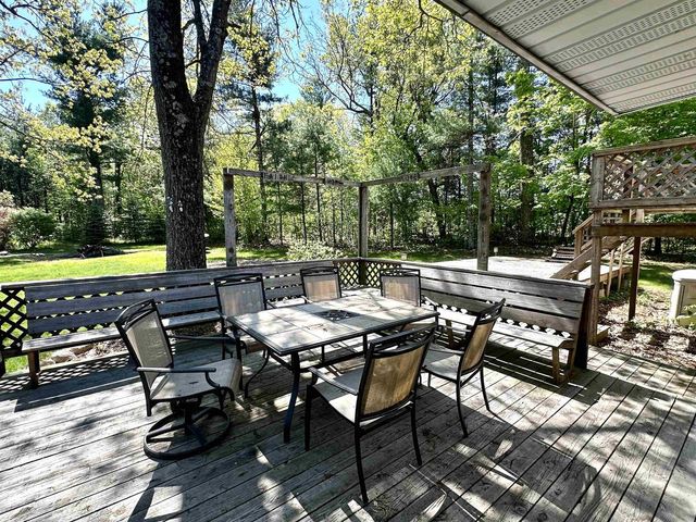 7051 WOODLAND LANE, Amherst, WI 54406