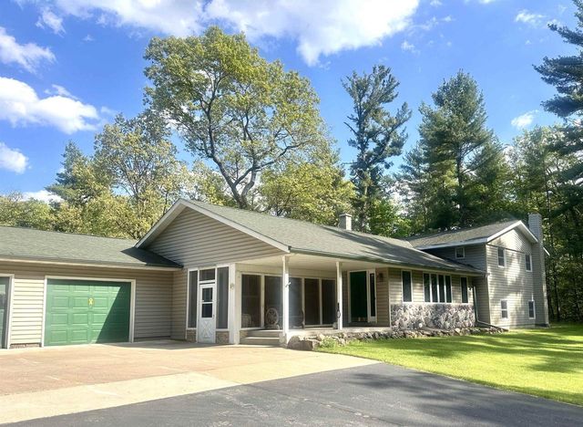 7051 WOODLAND LANE, Amherst, WI 54406