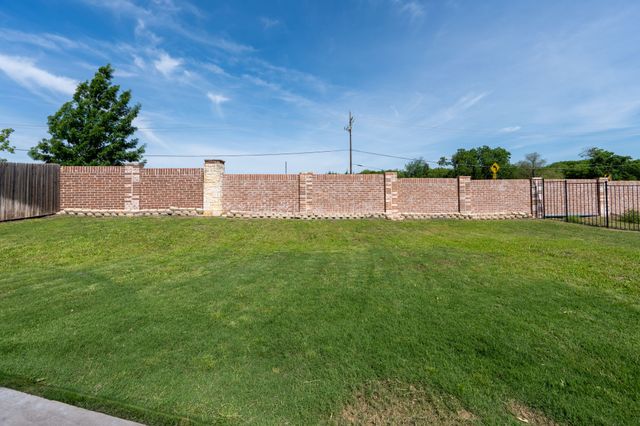 315 Citrus Drive, Fate, TX 75189