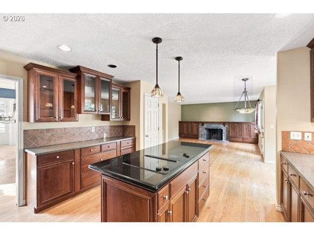 13075 SIERRA Ct, Lake Oswego, OR 97035