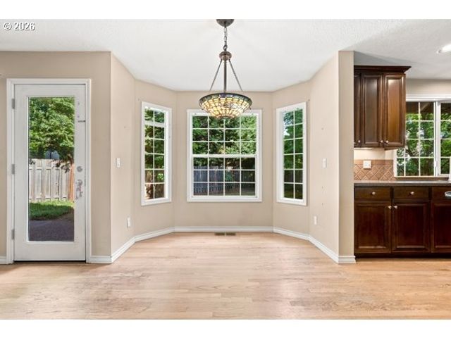 13075 SIERRA Ct, Lake Oswego, OR 97035