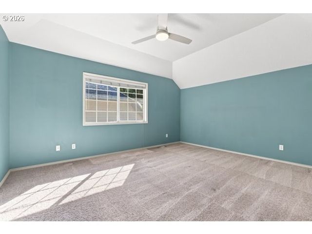 13075 SIERRA Ct, Lake Oswego, OR 97035