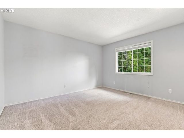 13075 SIERRA Ct, Lake Oswego, OR 97035