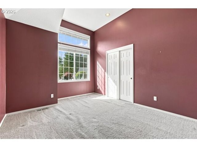 13075 SIERRA Ct, Lake Oswego, OR 97035