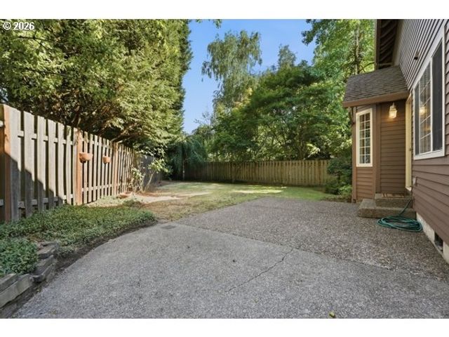 13075 SIERRA Ct, Lake Oswego, OR 97035