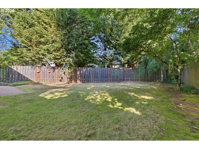 13075 SIERRA Ct, Lake Oswego, OR 97035