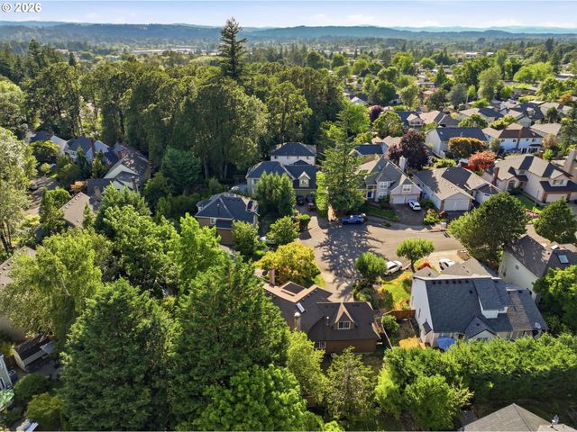 13075 SIERRA Ct, Lake Oswego, OR 97035