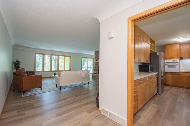 4503 S River Haven Road, Moorhead, MN 56560
