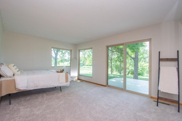 4503 S River Haven Road, Moorhead, MN 56560