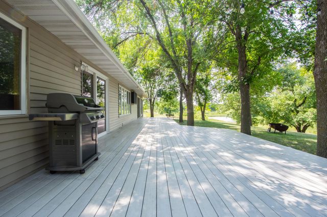 4503 S River Haven Road, Moorhead, MN 56560