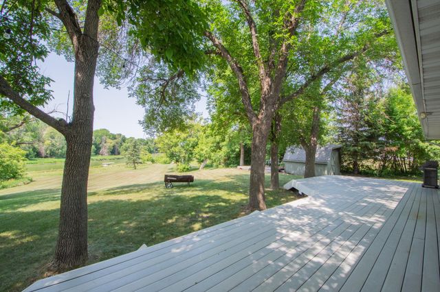 4503 S River Haven Road, Moorhead, MN 56560