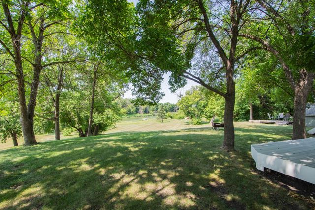 4503 S River Haven Road, Moorhead, MN 56560